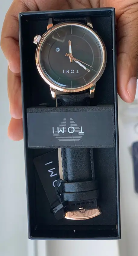 Relógio Tomi Brown Round